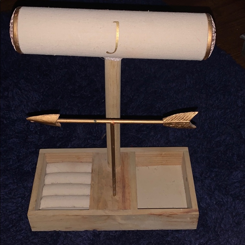 Jewelry stand